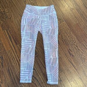 CALIA by Carrie Underwood Geometric Leggings in Pink and White